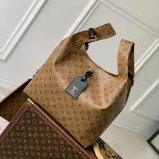 LV Shopping Bags